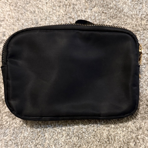 geestock Handbags - Elegant Black Crossbody Bag